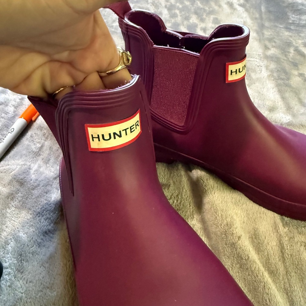 Hunter Original Chelsea Boots Women 8 Burgundy/Plum Matte Waterproof Rain Ankle - Picture 11 of 11